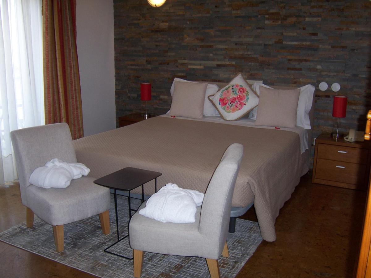 Hotel Santa Apolonia Bragança Buitenkant foto